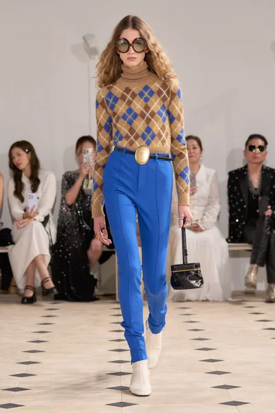 Look 42